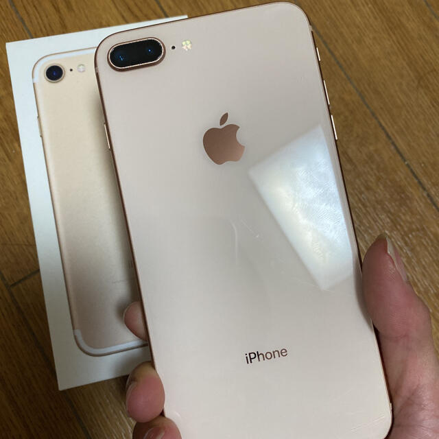 iPhone8plus  64GB  ゴールド　ソフトバンク