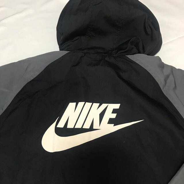 NIKE(ナイキ)の★ナイキ　フード付ジャンパー　★最終値下げ！ キッズ/ベビー/マタニティのキッズ服男の子用(90cm~)(ジャケット/上着)の商品写真