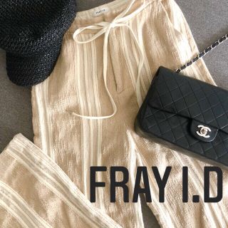 フレイアイディー(FRAY I.D)の最終値下げFRAY I.D ストライプワイドパンツ　ベージュ　０(カジュアルパンツ)