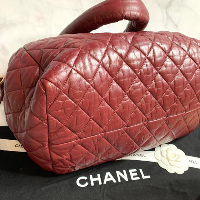 CHANEL(シャネル)のCHANEL シャネル 美品 コココクーン がま口 マトラッセ ゴールド　レア レディースのバッグ(トートバッグ)の商品写真