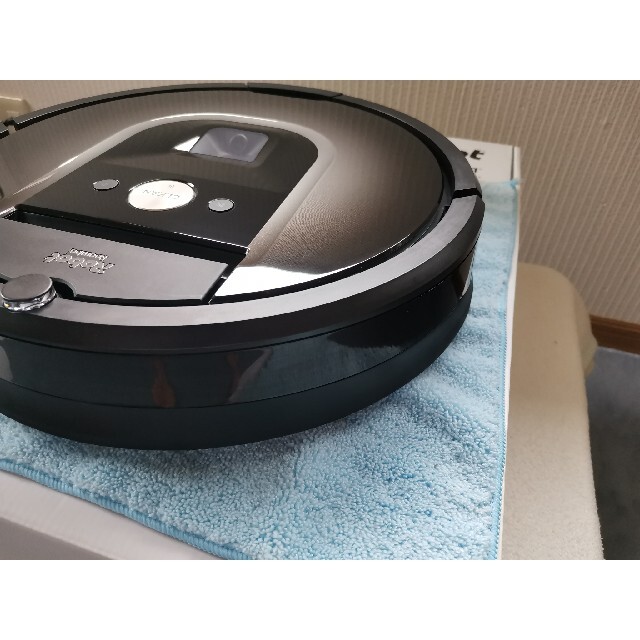 iRobot(アイロボット)のiRobot ルンバ20年製980 スマホ/家電/カメラの生活家電(掃除機)の商品写真