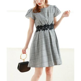 トッコ(tocco)のtocco シルエットウエストレース×グレンチェックワンピース(ひざ丈ワンピース)