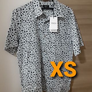 ユニクロ(UNIQLO)のユニクロ　セオリー　シャツ　半袖　XSサイズ(シャツ/ブラウス(半袖/袖なし))