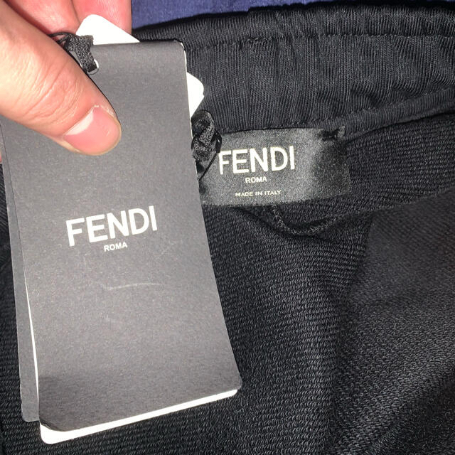 FENDI メンズジップトップストレーナースウェットジャケット