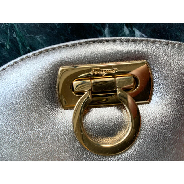 Salvatore Ferragamo チェーンショルダーバッグ | svetinikole.gov.mk