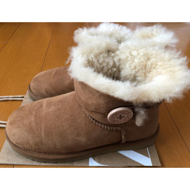 【新品未使用】アグ　UGG  ショートブーツ　希少ネイビー