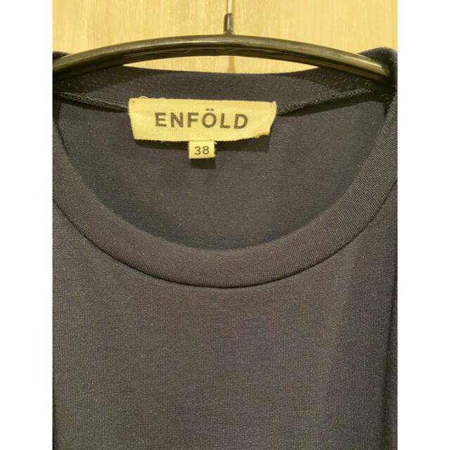 ENFOLD(エンフォルド)のエンフォルド ENFOLD クルーネック　トップス　ネイビー レディースのトップス(Tシャツ(半袖/袖なし))の商品写真