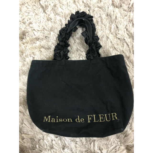 Maison de FLEUR(メゾンドフルール)のメゾンドフルール 黒ミニトート レディースのバッグ(トートバッグ)の商品写真