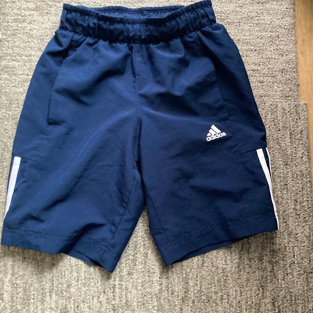 adidas(アディダス)のadidas パンツ キッズ/ベビー/マタニティのキッズ服男の子用(90cm~)(パンツ/スパッツ)の商品写真