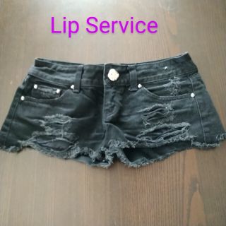 リップサービス(LIP SERVICE)のLip Service  ブラック　クラッシュデニムショートパンツ(ショートパンツ)