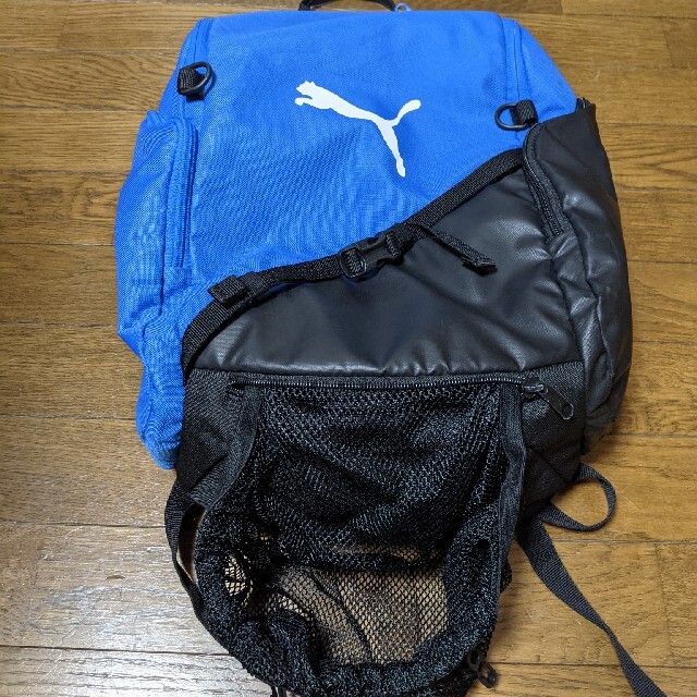 PUMA(プーマ)の子供　サッカー　リュック☆　PUMA　ブルー メンズのバッグ(バッグパック/リュック)の商品写真