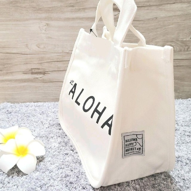 HALEIWA(ハレイワ)の新品・ホワイト・ハレイワ・アロハプリントミニトート・ハワイアン・ALOHA レディースのバッグ(トートバッグ)の商品写真