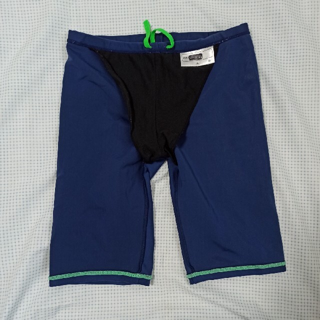 adidas(アディダス)のアディダス 水着 男の子 サイズ150 キッズ/ベビー/マタニティのキッズ服男の子用(90cm~)(水着)の商品写真