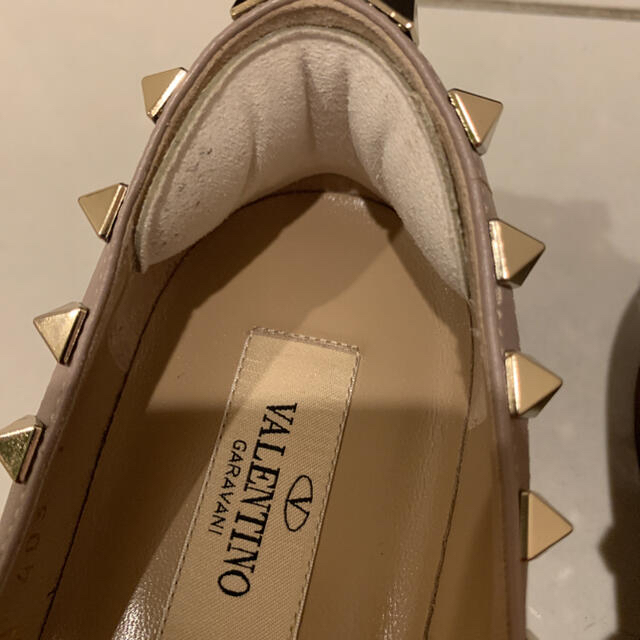 VALENTINO(ヴァレンティノ)の箱なし　専用　ヴァレンティノ　パンプス　34 レディースの靴/シューズ(ハイヒール/パンプス)の商品写真