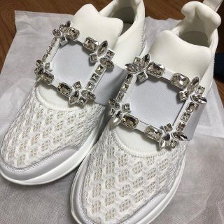 ロジェヴィヴィエ(ROGER VIVIER)のビジュースニーカー(スニーカー)