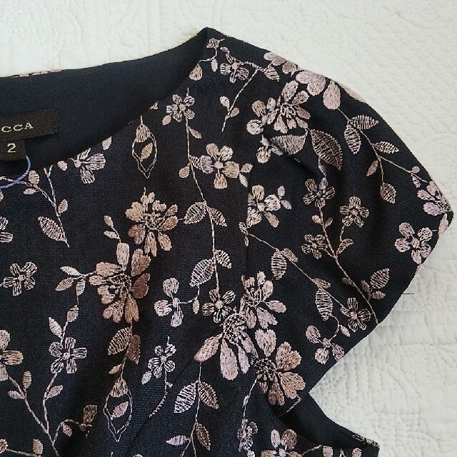 新品 TOCCA QUEEN FLOWER クイーンフラワー ブラウス 0 新品 TOCCA QUEEN FLOWER クイーンフラワー ブラウス 0