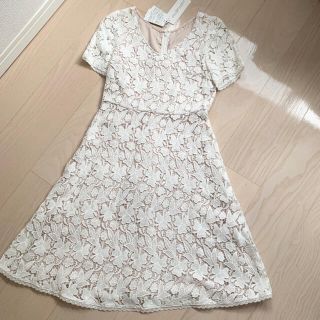 ジルスチュアート(JILLSTUART)の値下✨ジルスチュアートフラワーレースVネックワンピース0(ひざ丈ワンピース)