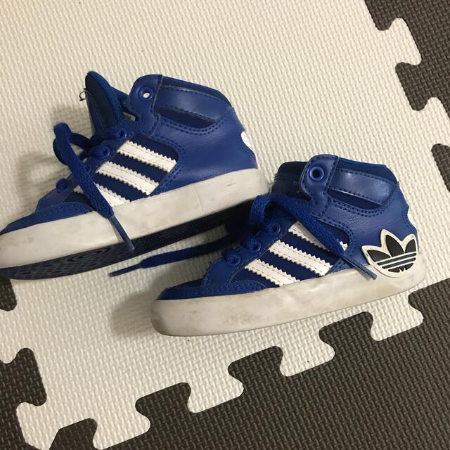 adidas(アディダス)の👟adidas オリジナルス　スニーカー  キッズ/ベビー/マタニティのベビー靴/シューズ(~14cm)(スニーカー)の商品写真