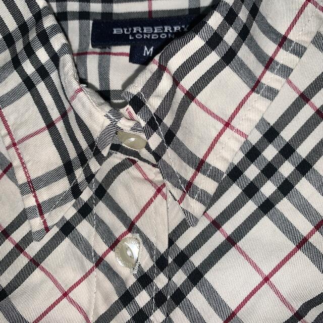 BURBERRY(バーバリー)の未使用　バーバリー　チェック半袖シャツ　M   ノバチェック  レディースのトップス(シャツ/ブラウス(半袖/袖なし))の商品写真