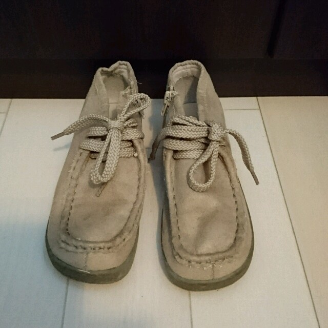 『nayus様専用』スウェード靴 キッズ/ベビー/マタニティのキッズ靴/シューズ(15cm~)(アウトドアシューズ)の商品写真