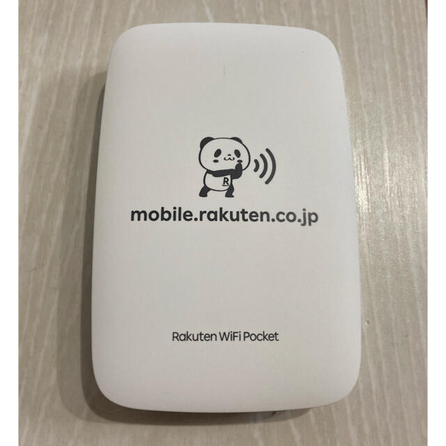 Rakuten(ラクテン)のRakuten WiFi Pocket ホワイト スマホ/家電/カメラのスマートフォン/携帯電話(その他)の商品写真