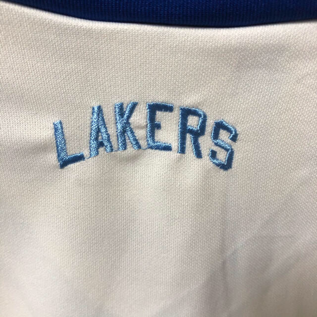 Majestic(マジェスティック)の【格安】デッドストック　レイカーズ　ゲームシャツ　lakers メンズのトップス(シャツ)の商品写真