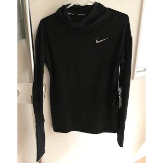 ナイキ(NIKE)の新品 NIKE パーカー(カットソー(長袖/七分))