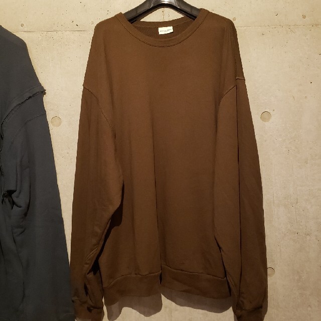 DRIES VAN NOTEN(ドリスヴァンノッテン)のdries van noten オーバーサイズスウェット カーキ メンズのトップス(スウェット)の商品写真