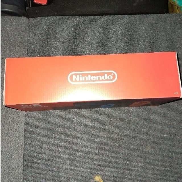 Nintendo Switch(ニンテンドースイッチ)の任天堂スイッチ　本体  新品  Nintendo Switch　メーカー保証付き エンタメ/ホビーのゲームソフト/ゲーム機本体(家庭用ゲーム機本体)の商品写真