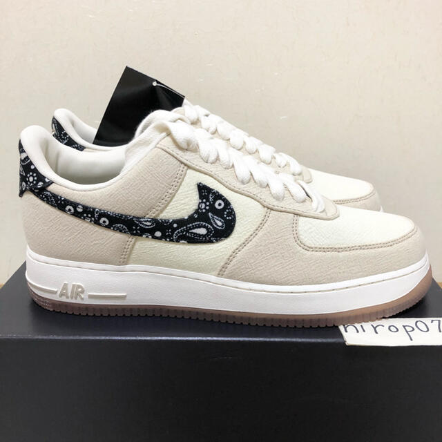 NIKE(ナイキ)のNIKE AIR FORCE 1 ナイキ エアフォース1 ペイズリー  メンズの靴/シューズ(スニーカー)の商品写真