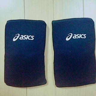 アシックス(asics)のバレーボール肘サポーター美品(バレーボール)