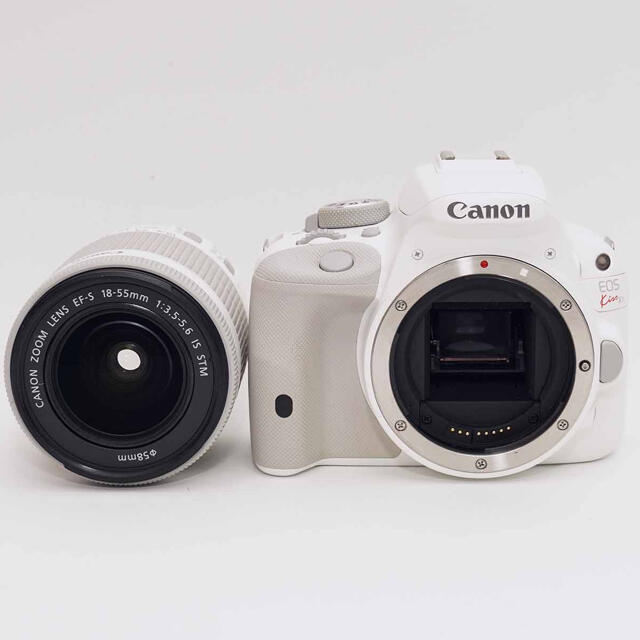 Canon(キヤノン)の⭐️女性大人気⭐️ Canon EOS kiss X7 レンズキット♪ スマホ/家電/カメラのカメラ(デジタル一眼)の商品写真