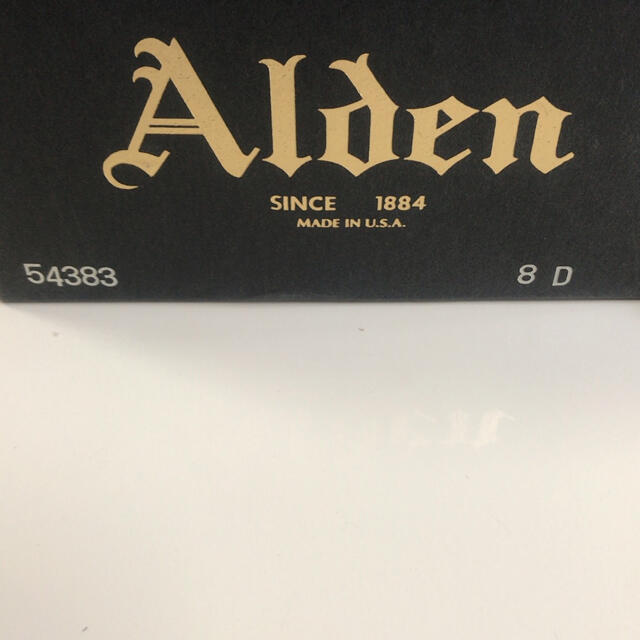 Alden(オールデン)のオールデン　Ｖチップウィスキーコードバン8.0 メンズの靴/シューズ(ドレス/ビジネス)の商品写真