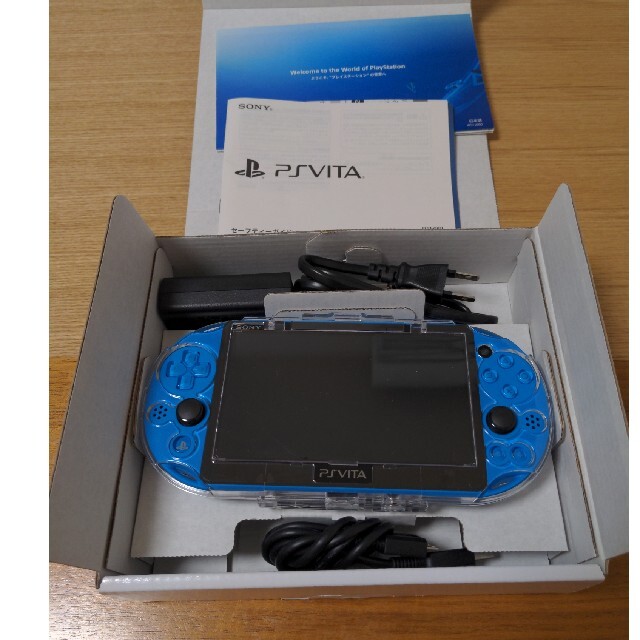 SONY(ソニー)のPS VItA 美品 エンタメ/ホビーのゲームソフト/ゲーム機本体(携帯用ゲーム機本体)の商品写真