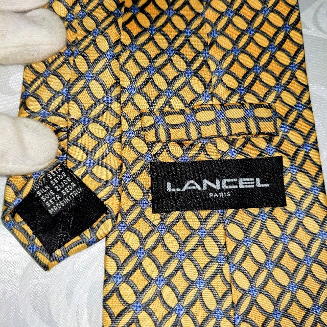 LANCEL フラワー シルク 100%の通販 by ネクタイ専門店China's shop｜ランセルならラクマ - LANCEL ランセル イエロー 花柄 新作入荷