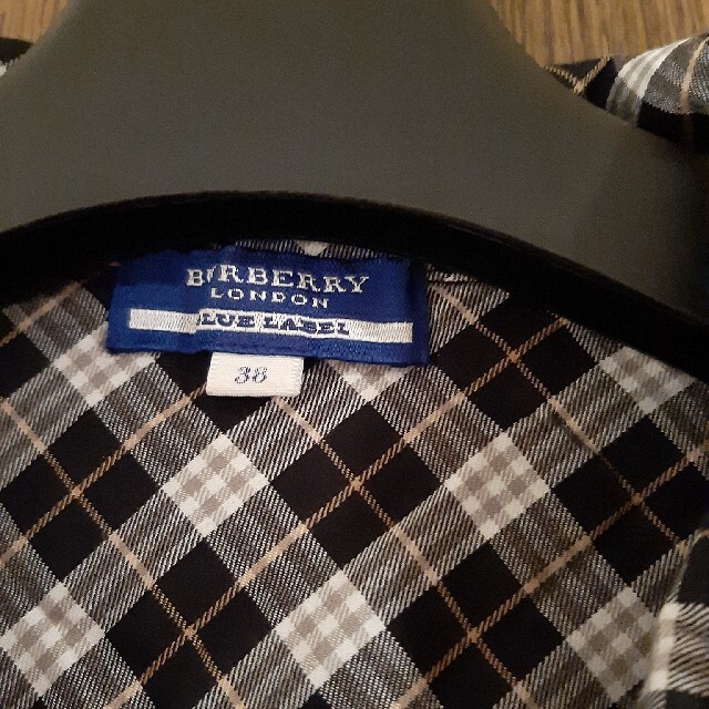 BURBERRY BLUE LABEL(バーバリーブルーレーベル)のバーバリー　ブルーレーベル　Tシャツ　レディース　ティシャツ　 レディースのトップス(Tシャツ(半袖/袖なし))の商品写真