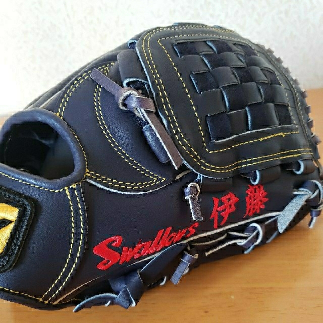 MIZUNO - 元ヤクルト伊藤智仁投手 支給品グラブの通販 by MIZUNO - 元ヤクルト伊藤智仁投手 支給品グラブの通販 by