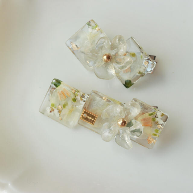 clear square hairclip2本セット ハンドメイドのアクセサリー(ヘアアクセサリー)の商品写真