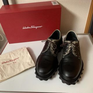 サルヴァトーレフェラガモ(Salvatore Ferragamo)の美品 Salvatore Ferragamo フェラガモ ドレスシューズ　革靴(ドレス/ビジネス)