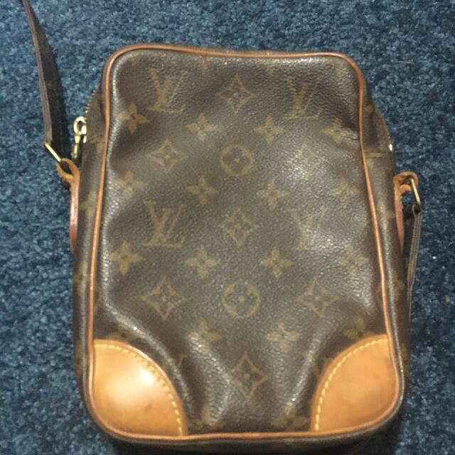 LOUIS VUITTON(ルイヴィトン)のルイヴィトン　ダヌーブ レディースのバッグ(ショルダーバッグ)の商品写真