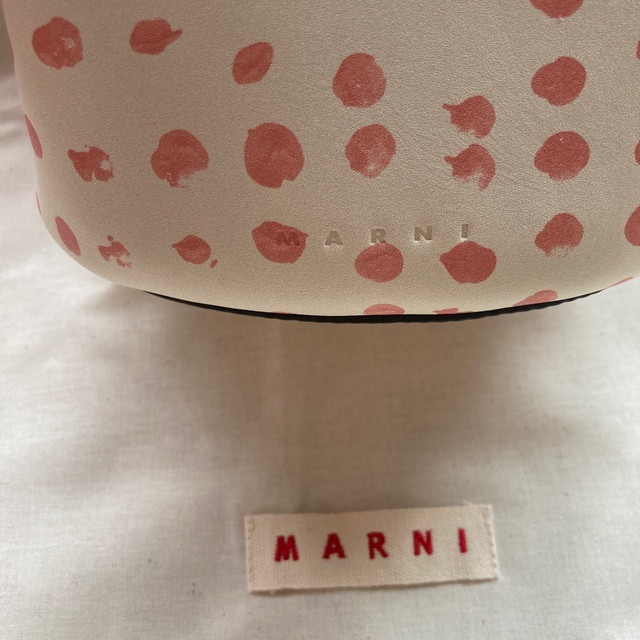 Marni - 新品✨ MARNI マルニ Pannier パニエ 水玉 ドット柄 バッグの