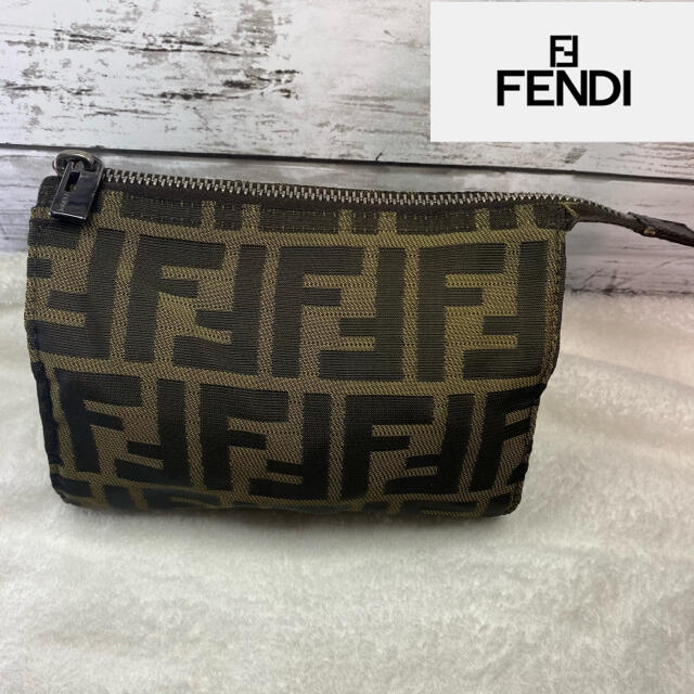 FENDI(フェンディ)のFENDI フェンディ　ズッカ柄　ミニポーチ　バニティ レディースのファッション小物(ポーチ)の商品写真