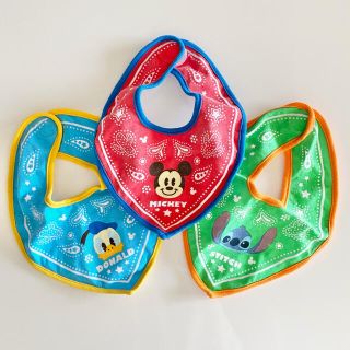 ディズニー(Disney)のディズニーランド♡スタイ♡3枚セット(ベビースタイ/よだれかけ)