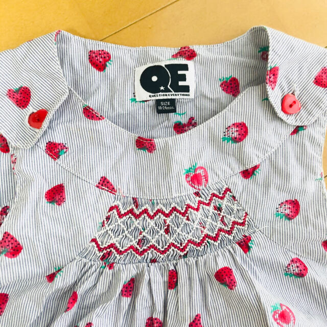 PETIT BATEAU(プチバトー)の【美品】QE Question Everything ロンパース　オールインワン キッズ/ベビー/マタニティのキッズ服女の子用(90cm~)(ワンピース)の商品写真