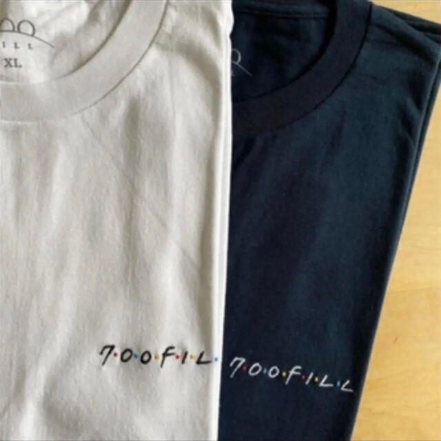 1LDK SELECT(ワンエルディーケーセレクト)の700fill　刺繍ロゴ Tシャツ メンズのトップス(Tシャツ/カットソー(半袖/袖なし))の商品写真