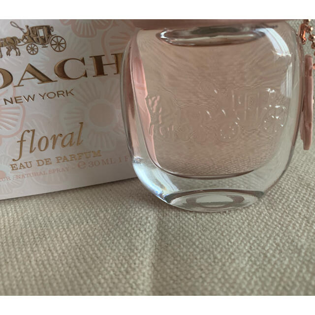 COACH(コーチ)のコーチ　フローラル コスメ/美容の香水(香水(女性用))の商品写真