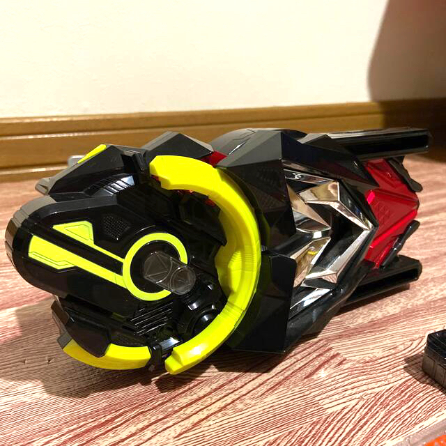 BANDAI(バンダイ)の【動作確認済み】仮面ライダー 飛電ゼロワンドライバー＋プログライズキー5個セット エンタメ/ホビーのフィギュア(特撮)の商品写真