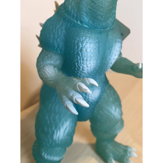 BANDAI(バンダイ)のゴジラ  GODZILLA 2005 劇場限定ソフビ タグ付き エンタメ/ホビーのフィギュア(特撮)の商品写真