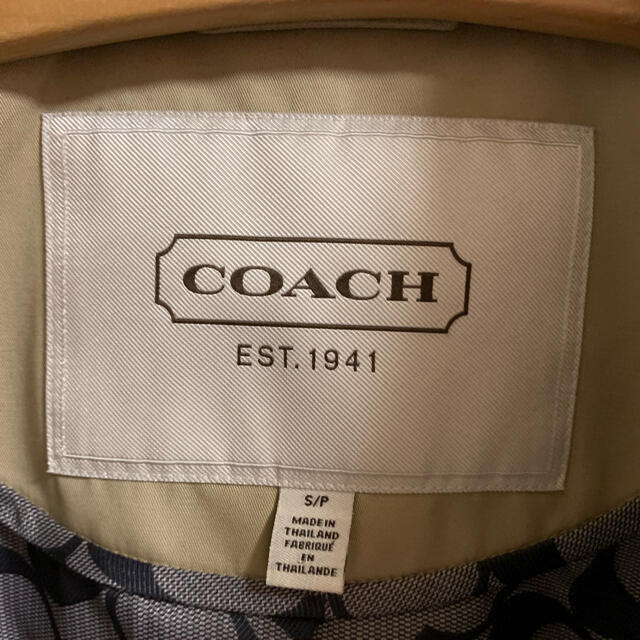 COACH(コーチ)のコーチ　ショートトレンチ　コート　 レディースのジャケット/アウター(トレンチコート)の商品写真