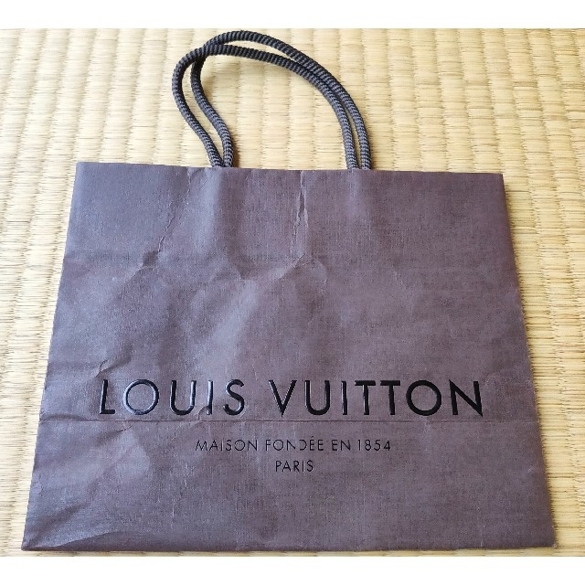 LOUIS VUITTON(ルイヴィトン)のLOUISVUITTON★ルイヴィトン　紙袋 レディースのバッグ(ショップ袋)の商品写真